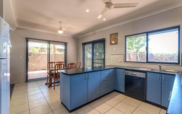 Ningaloo Breeze Villa 2