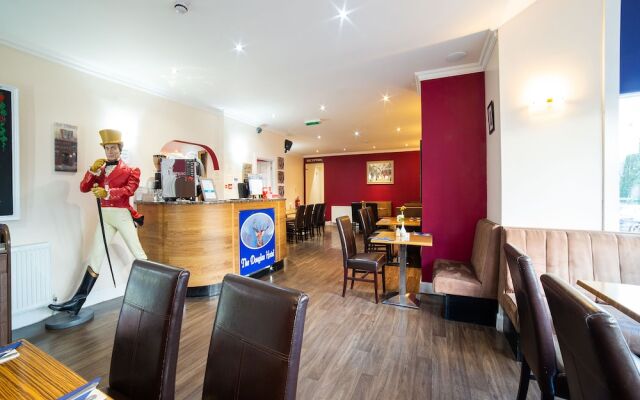 Oyo Douglas Hotel