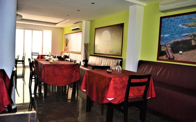 Sol Hotel