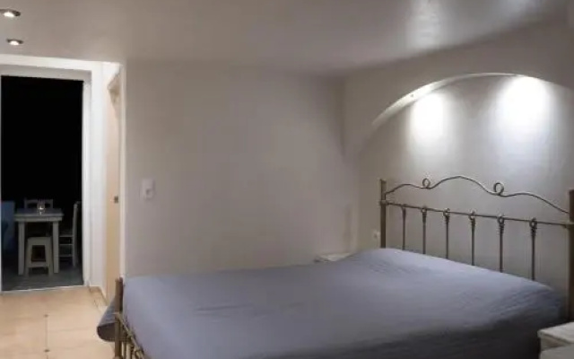 Kathara Bay Suites & Apartments
