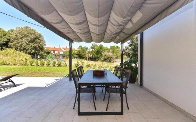 Villa Tamara 2044