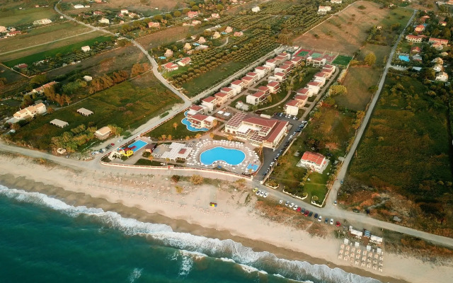 Almyros Villas Resort