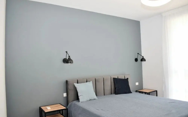 White Moon Apartment 301