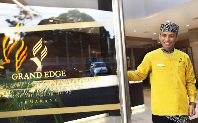 Grand Edge Hotel Semarang