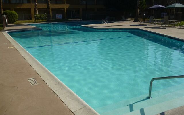 Days Inn Bakersfield