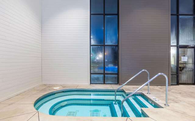 AmericInn by Wyndham Prairie du Chien