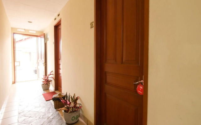 RedDoorz Plus near Parahyangan University