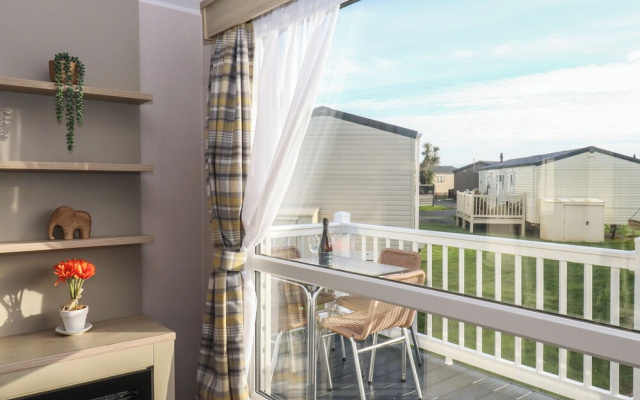 Caravan B61 at Landscove Holiday Park