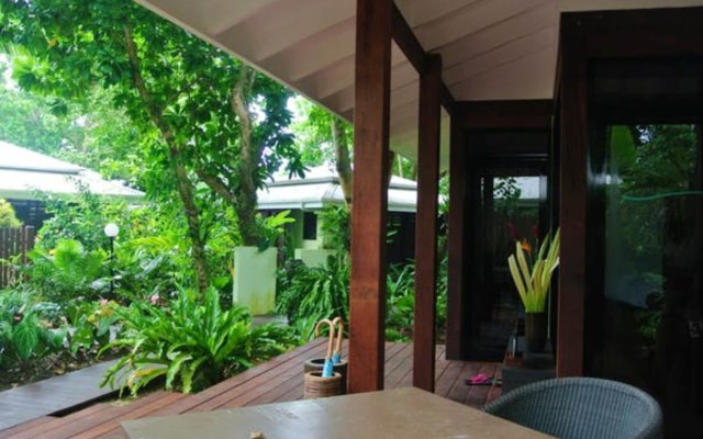 Barrier Beach Resort in Saraotou, Vanuatu from 414$, photos, reviews - zenhotels.com hotel front