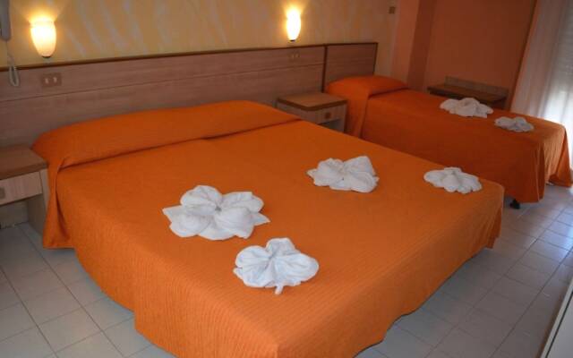 Hotel Chris