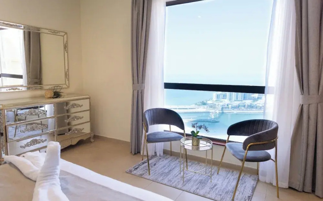HAPPY SEASON I Amwaj apartment