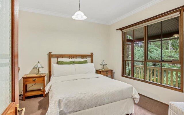 Fernglen Forest Retreat of Mount Dandenong (Self Contained Bed And Breakfast Cottages)