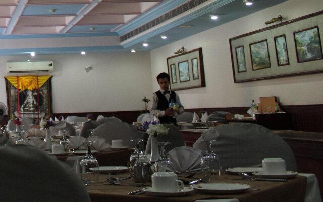 Hotel Nirvana Luxury International