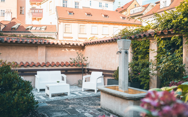 Appia Hotel Residences