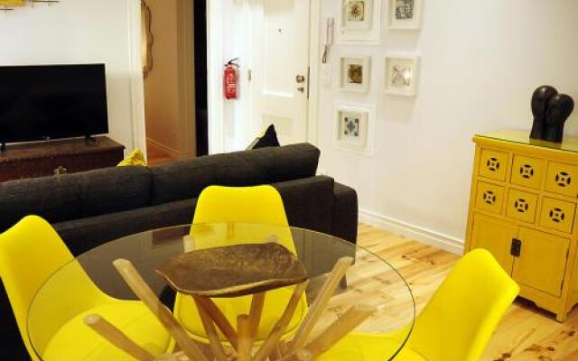 Sado Blue - City & River Flats by Be@home