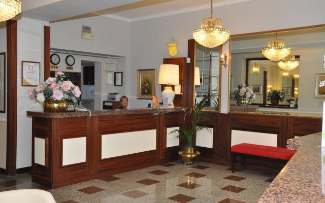 Hotel Moderno