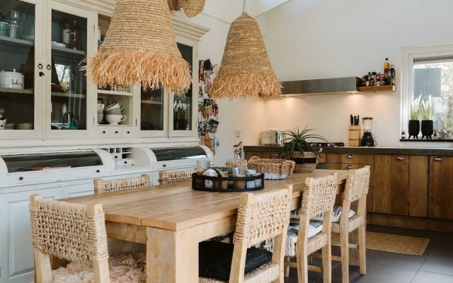 Rustic-modern Furnished Holiday Home With an Exciting Garden