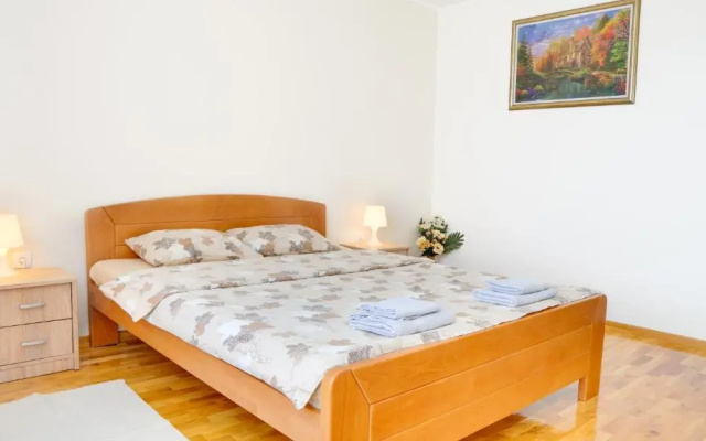 MILICA 65m2, Free parking & Wi-fi