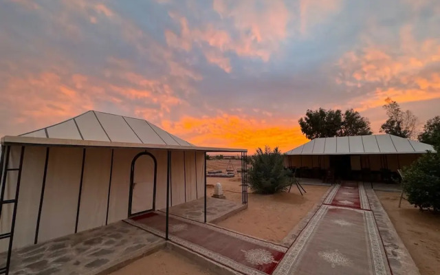 Sahara vibes luxury camp