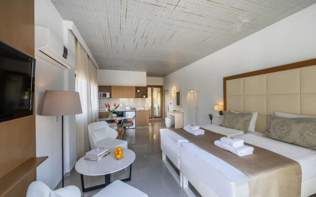 King Jason Paphos - Designed for Adults By Louis Hotels