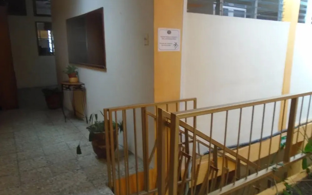 Cardena'S Hostal