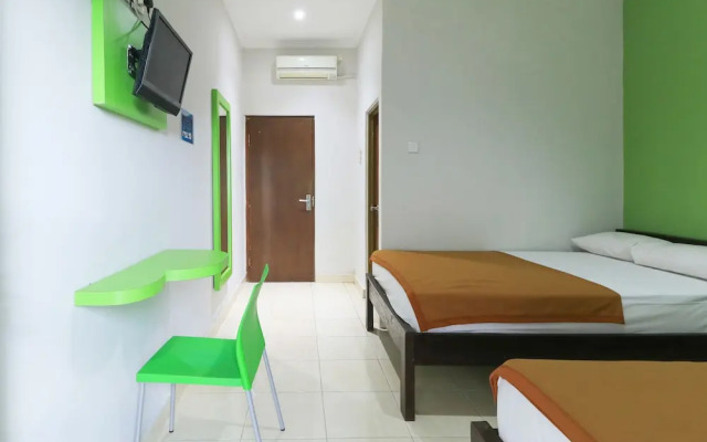 Hotel Warta Putra