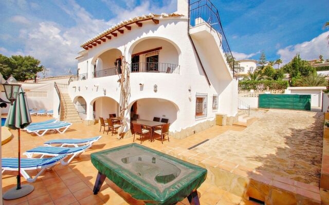 Jonur 10 - holiday home with private pool in Moraira