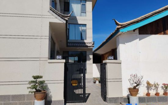 Half Moon Bay Inn (Lijiang Sanyi International Airport Store) – Exterior – Lijiang