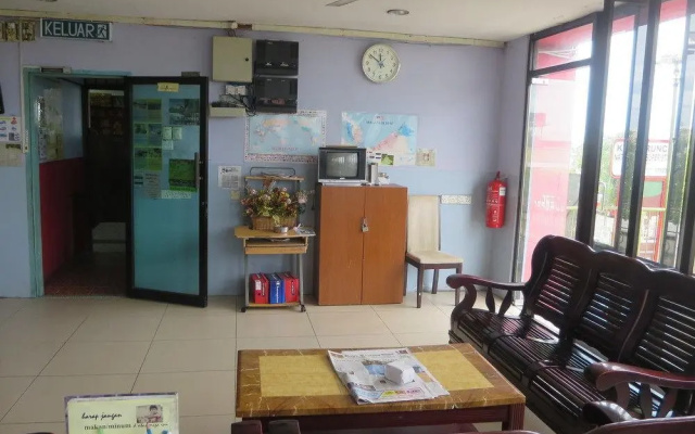 A&J Budget Hotel