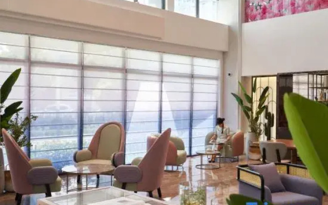 Shanghai Lingang Oriental Pearl Mercure Hotel