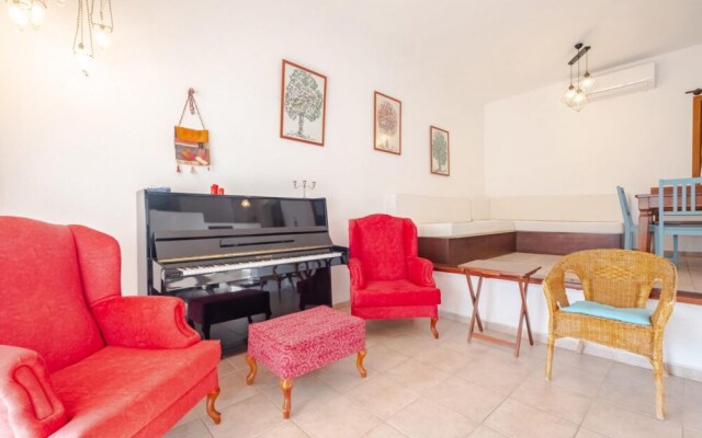 Central House Near Paradise Bay in Bodrum