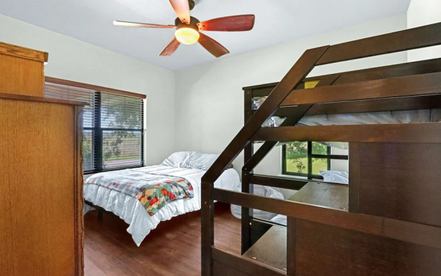 Beautiful Lakefront Cabin Something For Everyone