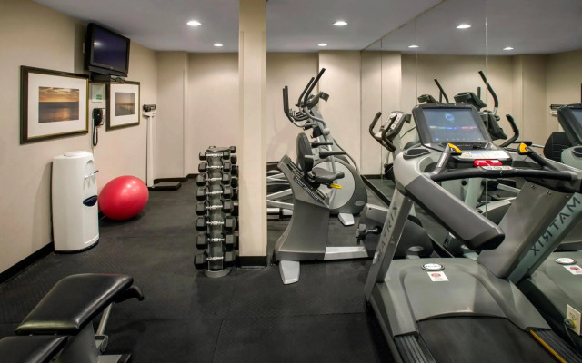 Holiday Inn Manhattan 6th Ave - Chelsea by IHG