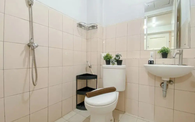 Spacious 3Br At Pakubuwono Terrace Apartment