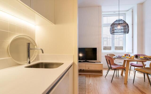 Modern 1BDR in Downtown Lisbon by LovelyStay