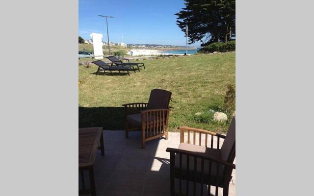 Maison à 20 mètre de la plage vue sur Mer