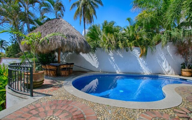 Quinta Delfin 3 BR by Casago