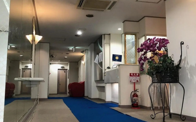 Shinjuku East Hotel