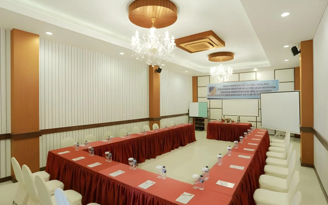 Sutan Raja Hotel & Convention Palu