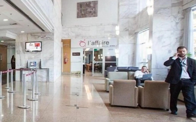 Mercure Hotel Flat Particular