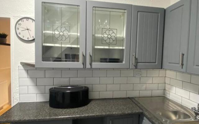 Glenashdale 28 a 1/R Boyd Street Largs Ka308le