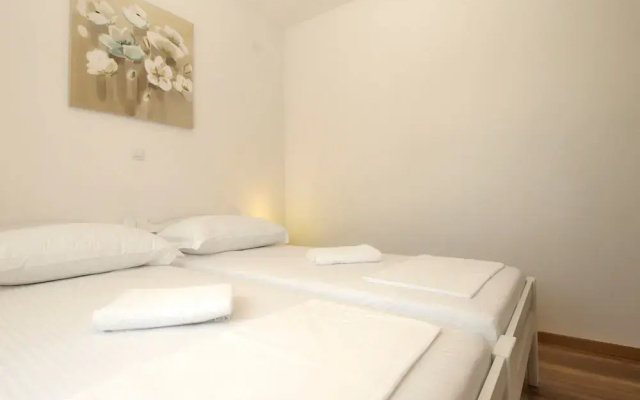 Apartment 1670