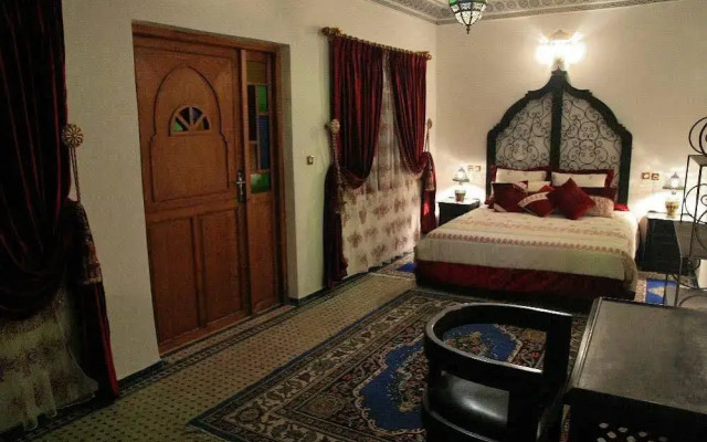 Riad Naila