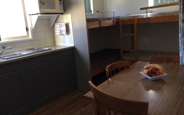 Albany Happy Days Caravan Park