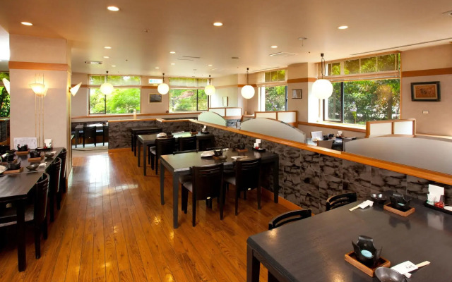 Yufuin Hotel Shuhokan