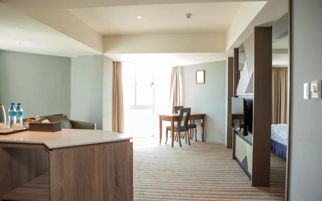Pacific Hot Spring Hotel Green Bay