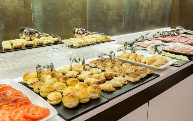 Hotel ILUNION Suites Madrid