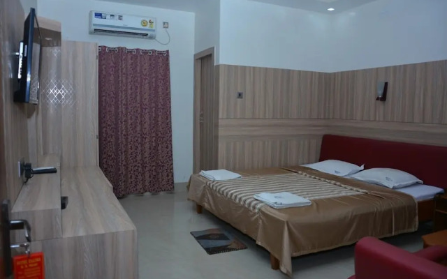 Hotel Ellora