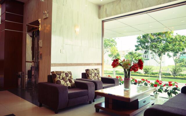 Amanda Hotel