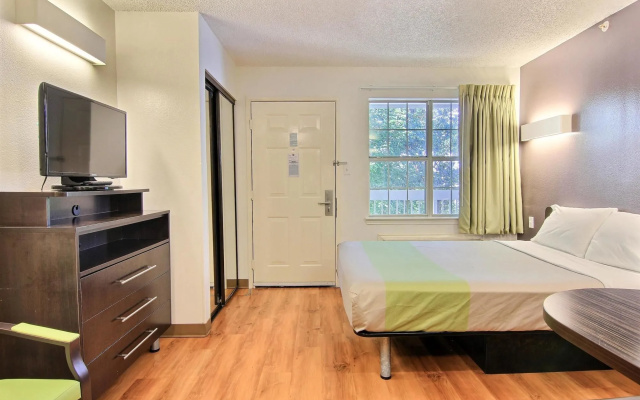 Studio 6 Extended Stay - Austin, TX - Northwest